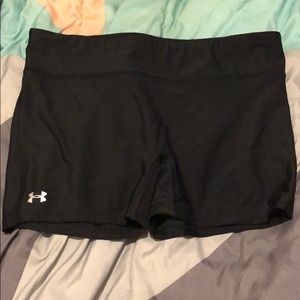 Women’s Under Armour Compression shorts